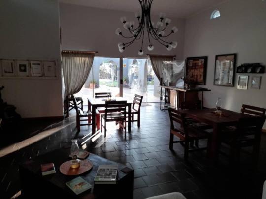 Bush Pillow Guest House Otjiwarongo Exterior photo