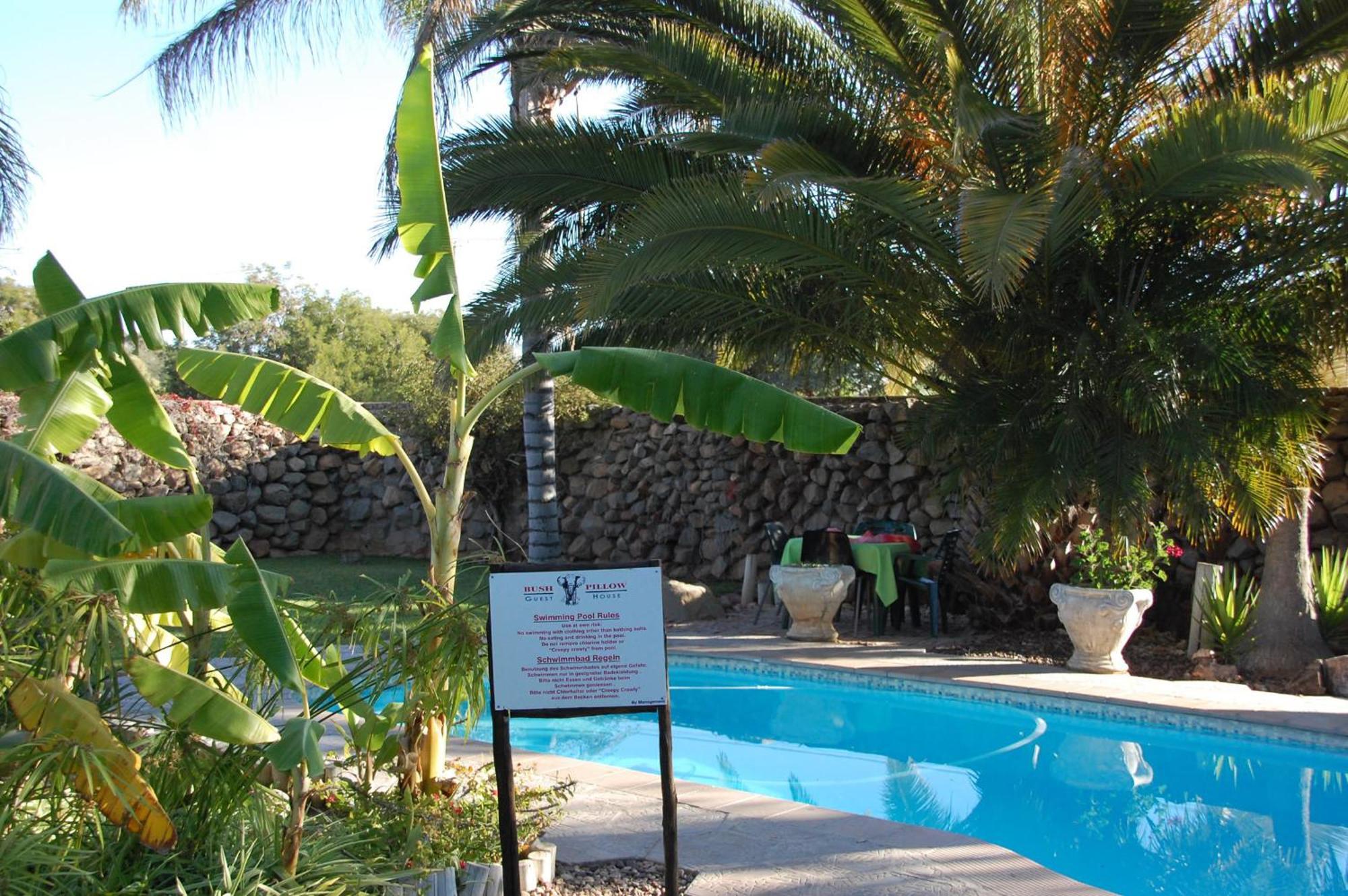 Bush Pillow Guest House Otjiwarongo Exterior photo
