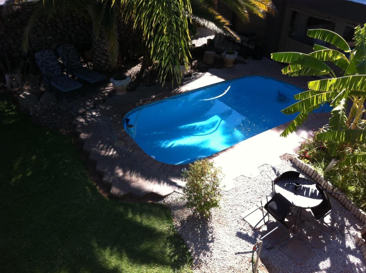 Bush Pillow Guest House Otjiwarongo Exterior photo